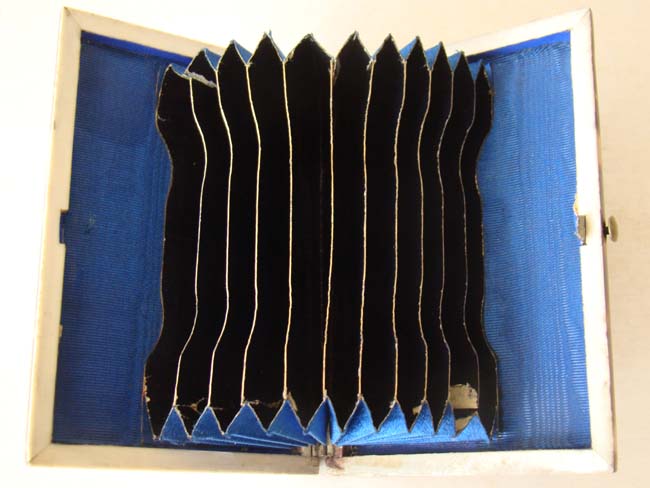 A fabulous silver mounted tortoiseshell and mother-of-pearl calling card case circa 1880 — image 3